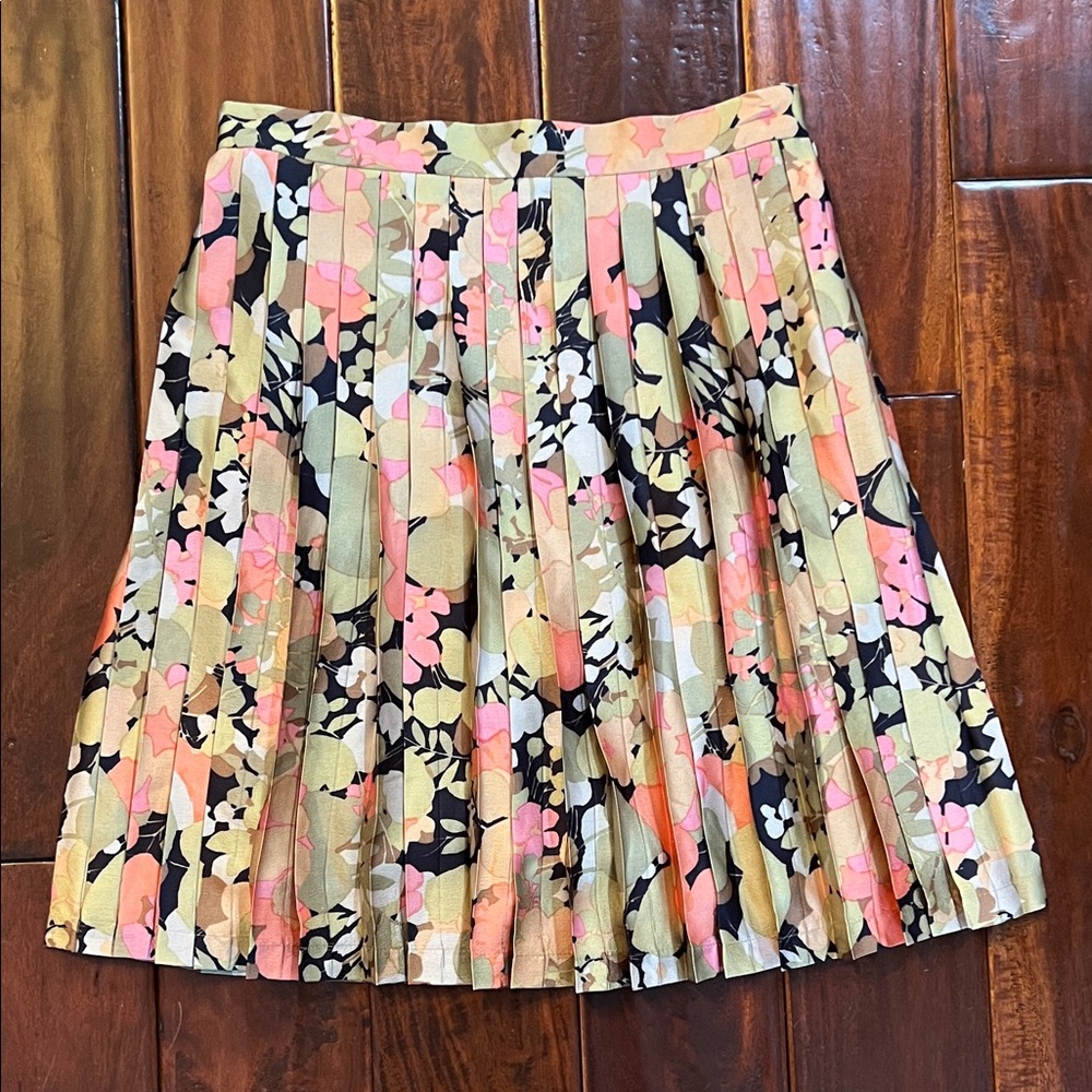 Molly Bracken Multicolor Floral Pleated Skirt